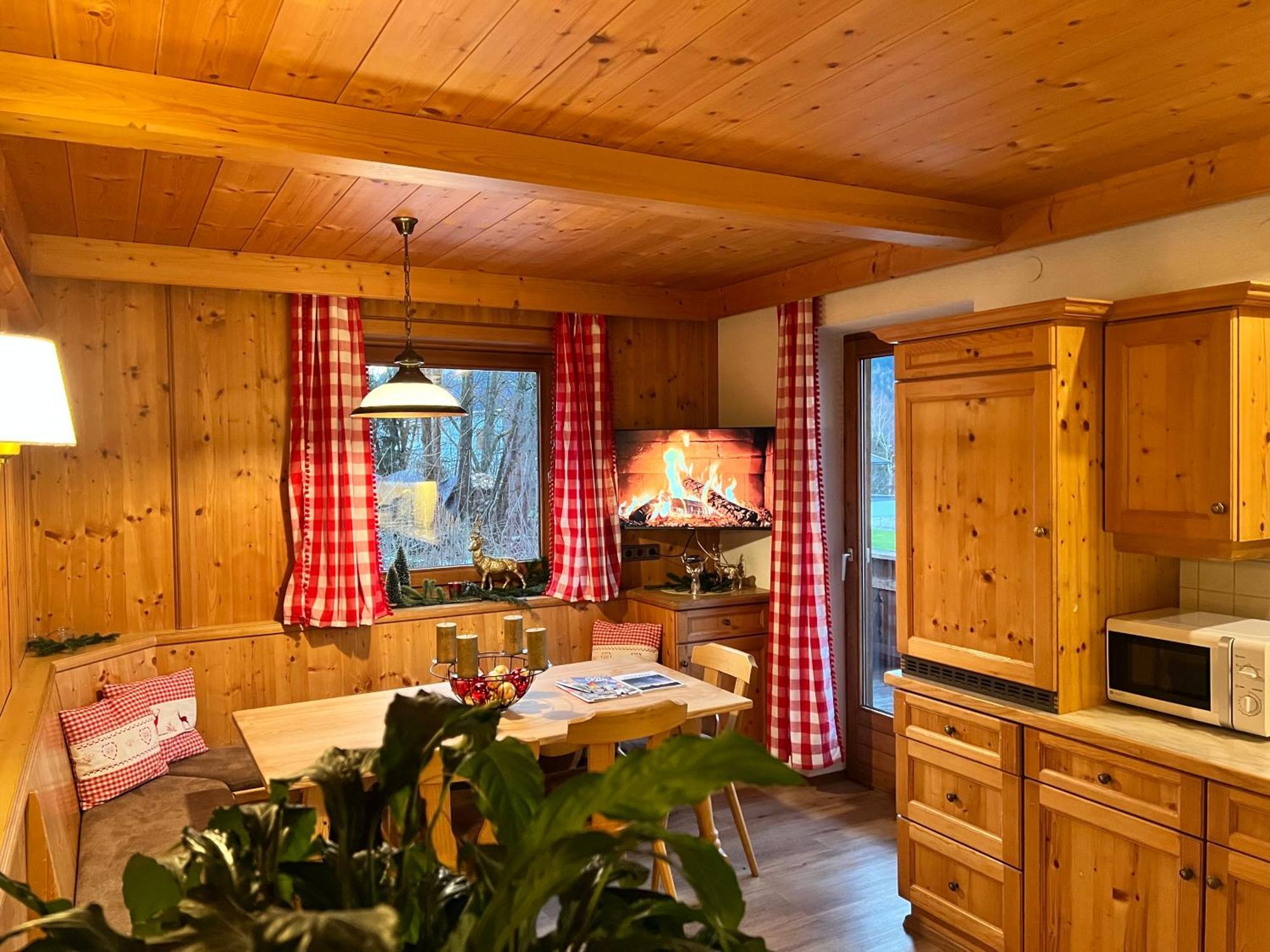 Ferienwohnung Gamsbock Panorama View Balkon, Gartensauna, Garten, Grillplatz Stumm Eksteriør billede