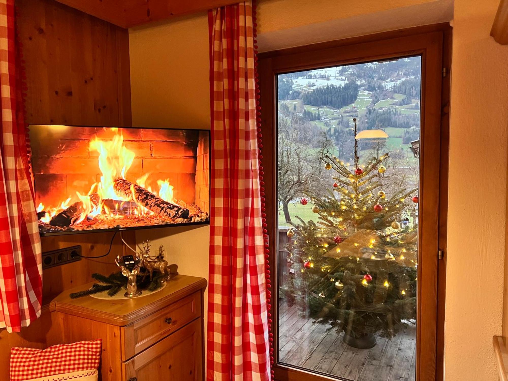 Ferienwohnung Gamsbock Panorama View Balkon, Gartensauna, Garten, Grillplatz Stumm Eksteriør billede