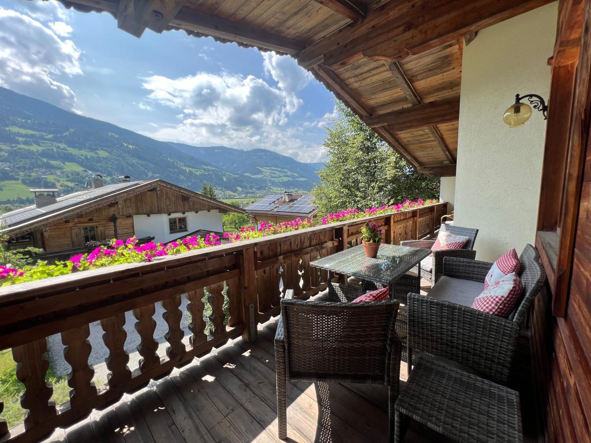 Ferienwohnung Gamsbock Panorama View Balkon, Gartensauna, Garten, Grillplatz Stumm Eksteriør billede